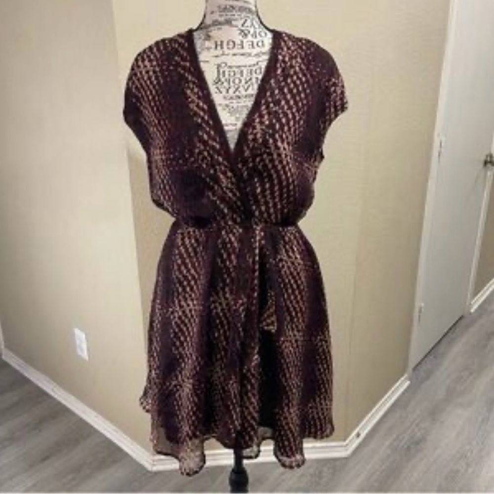 Converse Brown Patterned V-Neck Midi Dress